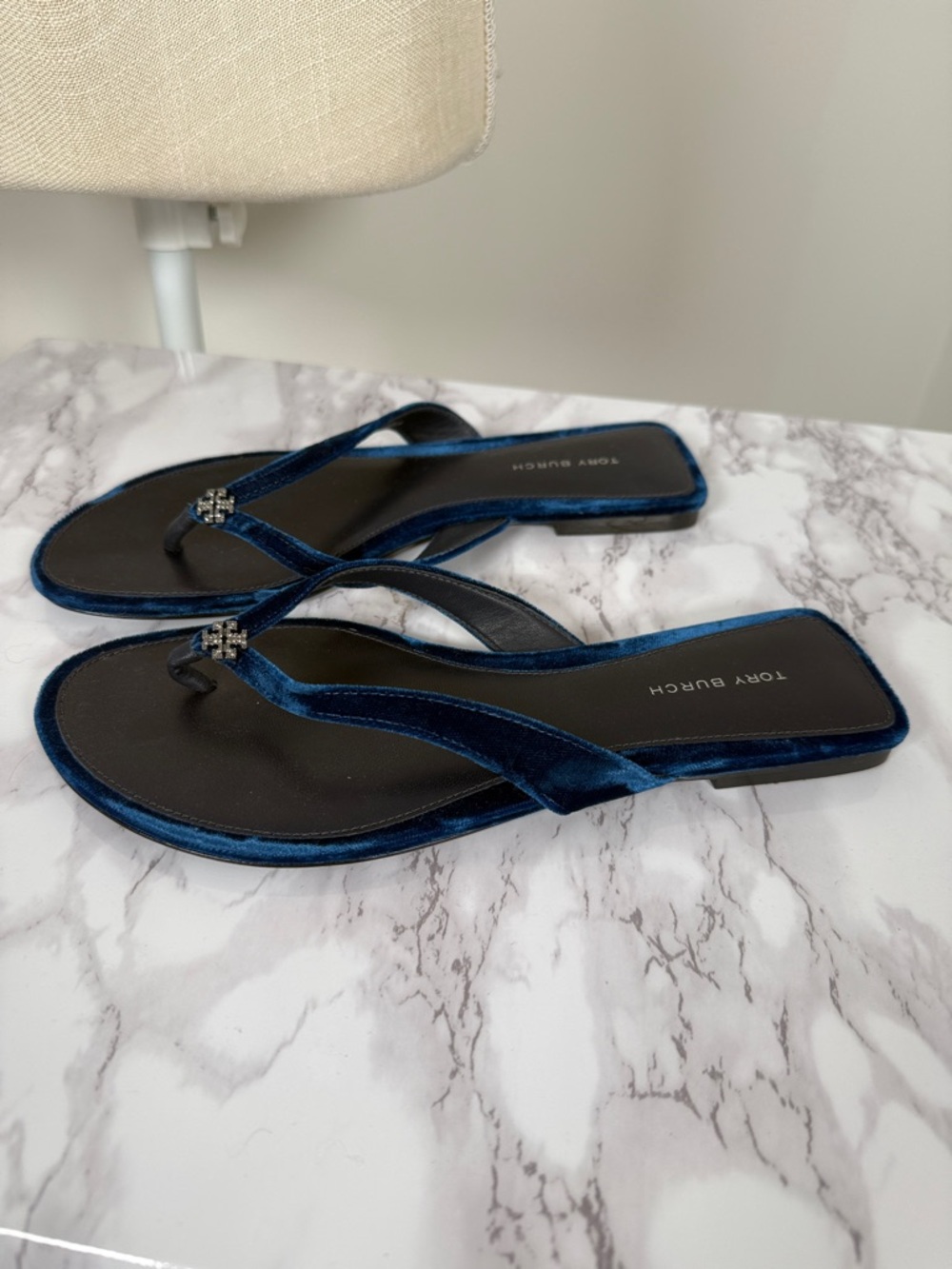 Tory Burch Blue Velvet Thong Sandals with Logo Accent - Picture 4 of 9